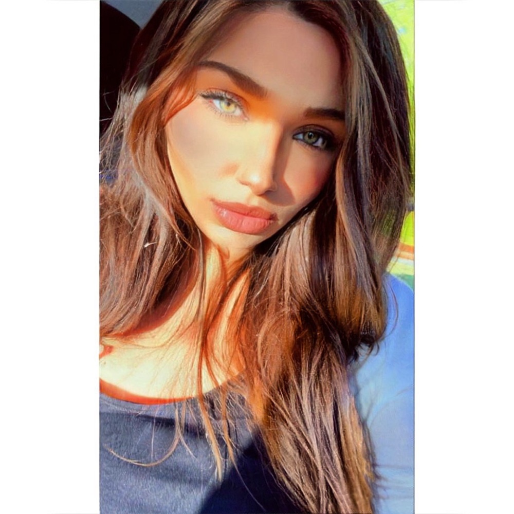 Meet your Posher, Julia